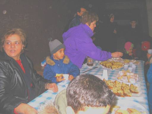 La tavolata coi panettoni