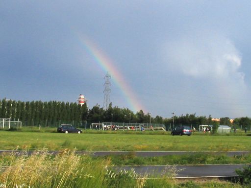 Tra le due finali, temporale e poi arcobaleno