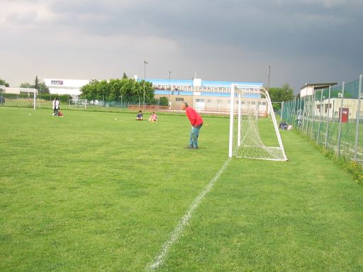 Italia vs Senegal - finale terzo posto - Il portiere italiano presidia la porta, da nord arriva il temporale 